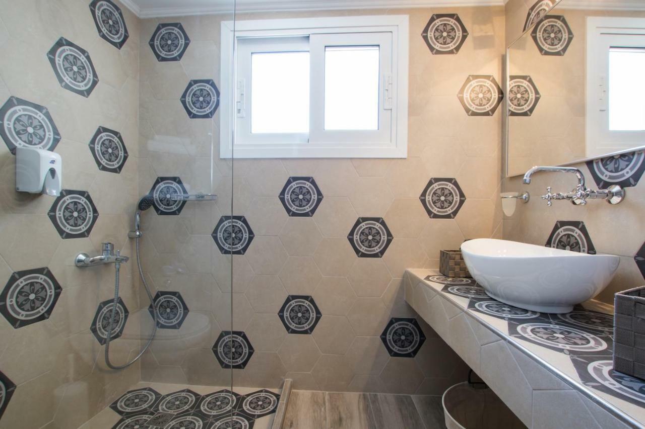 Optasia Apartment カルパトス エクステリア 写真